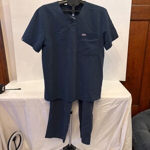 Women's FIGS Set Blue Top Leon FM1500 Bottom Pisco FM4500 Size Medium